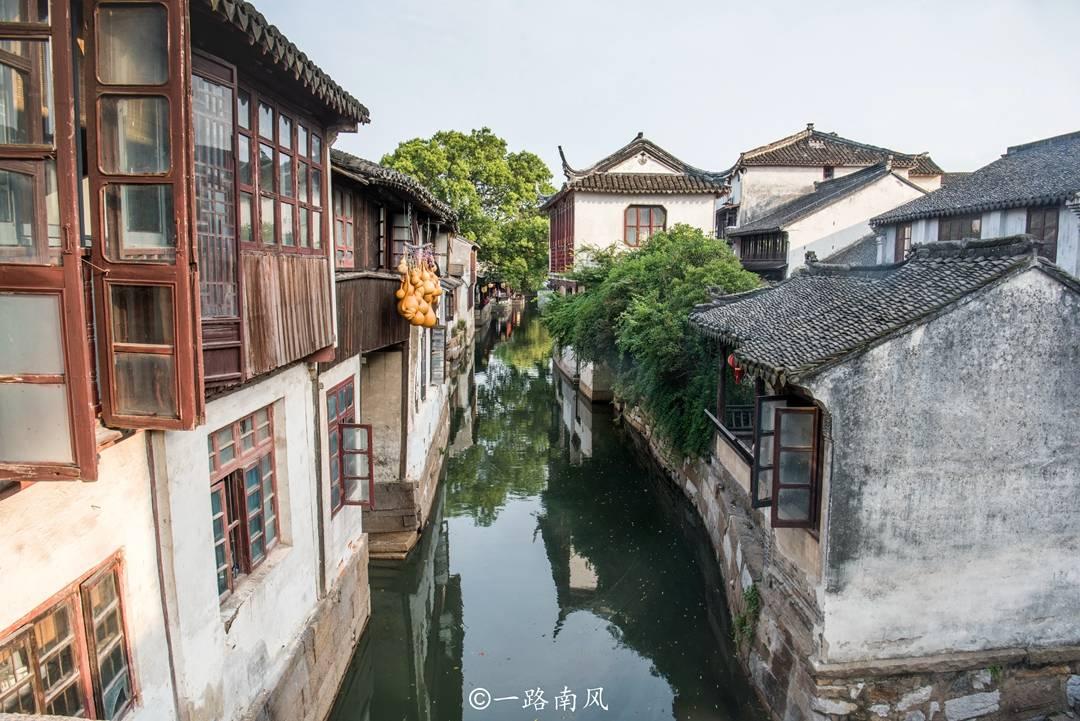 谁知道人生的意义到底是什么呢？